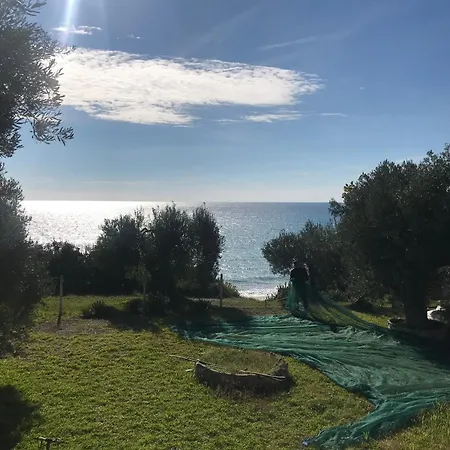 Mary's House By The Sea Holiday home Mola Kalyva