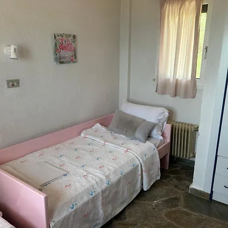 Mary's House By The Sea Mola Kalyva