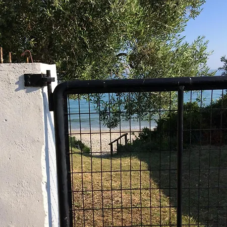 Mary's House By The Sea Mola Kalyva