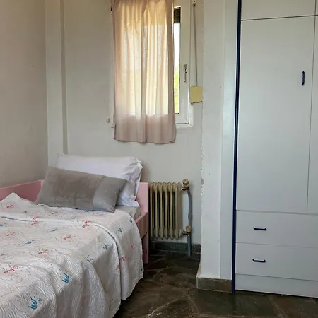 Mary's House By The Sea Mola Kalyva